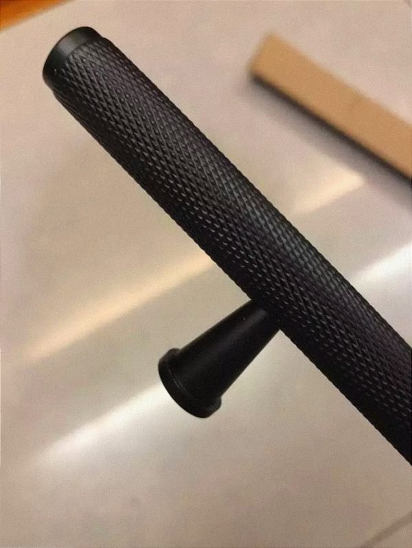 Tömör réz bútorfogantyú fekete