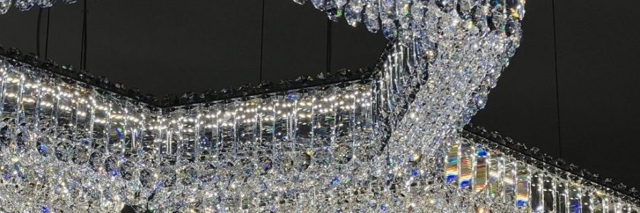 CHOPARD-Kristaly-fuggesztek-e1734472552294